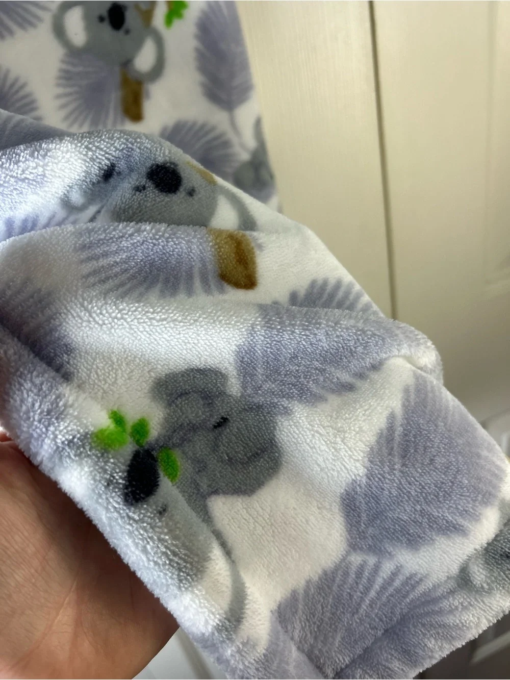 Tahari Koala Bear Baby Blanket Gray White Green Leaves Plush Lovey Bow Tie
